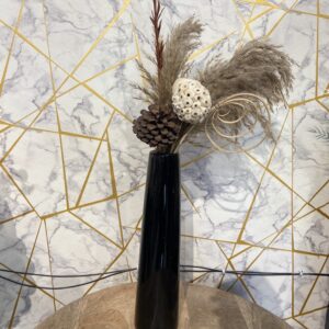 Gift-Ready Ceramic Vase with Flowers – Elegant Table Décor