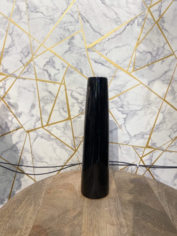 Decorative Ceramic Vase – Standalone Piece